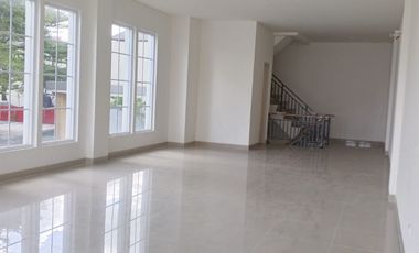 Ruko Gandeng 4 Modernland Kota Tangerang