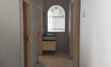 DISEWA RUMAH 3 LANTAI DALAM CLUSTER PREMIUM PIK1 10X28 FURNISHED