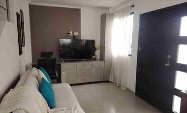 En Alquiler Casa con Piscina Privada Vía a Salitre