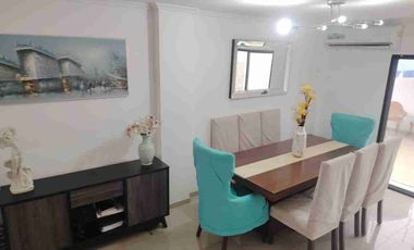 En Alquiler Casa con Piscina Privada Vía a Salitre