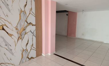 ARRIENDO CASA O LOCAL COMERCIAL