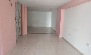 ARRIENDO CASA O LOCAL COMERCIAL