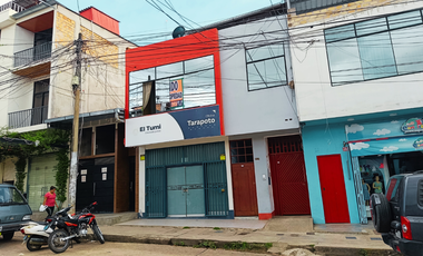 Estar a dos cuadras de la Plaza de Armas de Tarapoto significa estar en el corazón del flujo comercial y turístico.