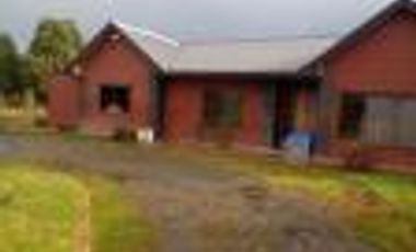 Casa en parcela más cabaña Colonia La Posa