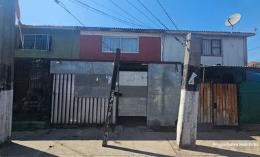 Venden Casa De Dos Piso Calle Blanca Villa Arco Iris Puente Alto