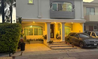 Venta casa Naciones Unidas