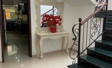 Venta casa Naciones Unidas