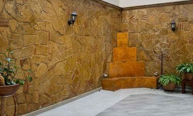 Venta casa Naciones Unidas