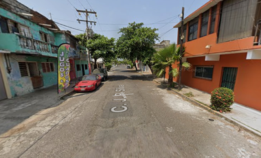 Casa en venta en  Formando Hogar, Veracruz, México