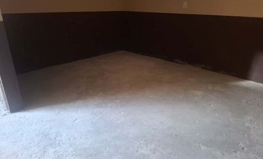 Se vende local comercial de 2 niveles con cochera en col. Santa Maria, cerca de diagonal defensores de la república, Capu