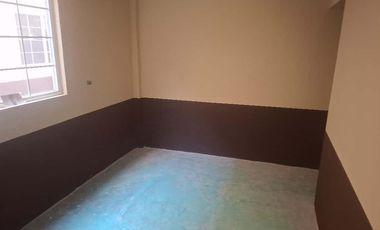 Se vende local comercial de 2 niveles con cochera en col. Santa Maria, cerca de diagonal defensores de la república, Capu