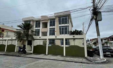 DEPARTAMENTO DE ALQUILER EN COLINAS DE CEIBOS