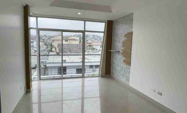 DEPARTAMENTO DE ALQUILER EN COLINAS DE CEIBOS