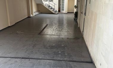 Renta Casa/oficinas Con Alberca Y Elevador. Cd. Satélite, Naucalpán, Edo. Méx. Residencia Bien Ubicada En El Corazón De Satelite