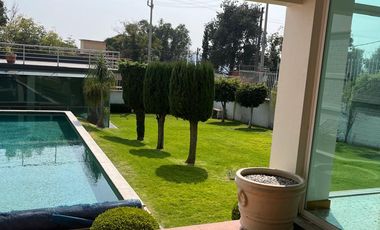 Renta Casa/oficinas Con Alberca Y Elevador. Cd. Satélite, Naucalpán, Edo. Méx. Residencia Bien Ubicada En El Corazón De Satelite