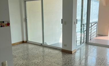 Renta Casa/oficinas Con Alberca Y Elevador. Cd. Satélite, Naucalpán, Edo. Méx. Residencia Bien Ubicada En El Corazón De Satelite