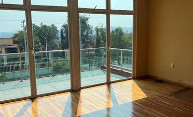 Renta Casa/oficinas Con Alberca Y Elevador. Cd. Satélite, Naucalpán, Edo. Méx. Residencia Bien Ubicada En El Corazón De Satelite