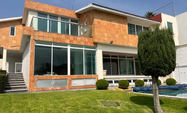 Renta Casa/oficinas Con Alberca Y Elevador. Cd. Satélite, Naucalpán, Edo. Méx. Residencia Bien Ubicada En El Corazón De Satelite