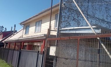 2 casas independientes en Errazuriz $ 195.000.000.-