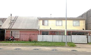 2 casas independientes en Errazuriz $ 195.000.000.-