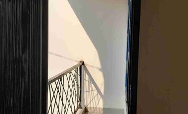 Rumah 2 lantai siap huni termurah bebas banjir