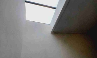 Rumah 2 lantai siap huni termurah bebas banjir