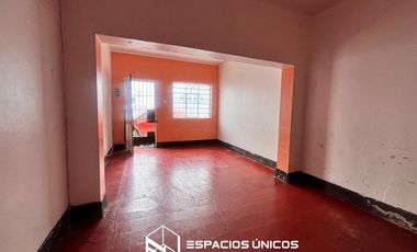 Amplia casa en venta en Callao: 2 pisos + 50 m² de aires