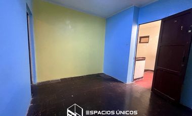 Amplia casa en venta en Callao: 2 pisos + 50 m² de aires