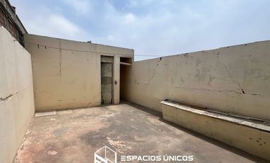 Amplia casa en venta en Callao: 2 pisos + 50 m² de aires