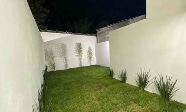 Casa en venta Col Castillo Tielemans zona sur ote de la cerca de poliforum y plaza ámbar