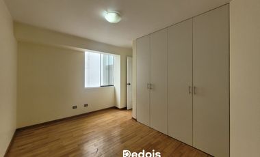 ¡ALQUILER DEPARTAMENTO VISTA CALLE EN SURCO!