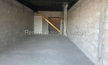 Altos de Juriquilla - RENTA. Local comercial de 124 metros