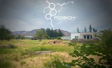 Parcela con 2 Construcciones Solida y Piscina