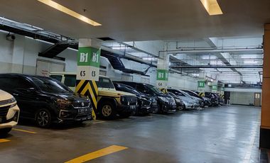 Office Space for Rent – Semi Furnished, Menara 165, South Jakarta