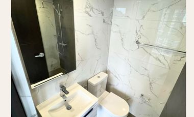 Uptown Arts Residences Condo for Lease! Taguig City