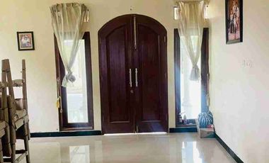 Rumah Mewah Luas ada POOL, Pemandangan desa Asri dan Nyaman