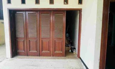 Rumah Mewah Luas ada POOL, Pemandangan desa Asri dan Nyaman