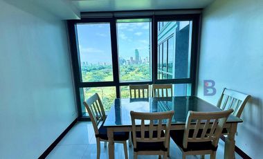 2BR Golf View Residences with a Balcony For Rent / For For Sale in 8 Forbes Town Road Residences, Bonifacio Global City, Taguig