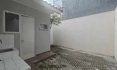 Disewakan Rumah Asri Nyaman di Cluster La Seine JGC Jakarta Timur