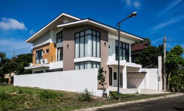 Modern House for Sale inside Treveia Nuvali Canlubang Laguna