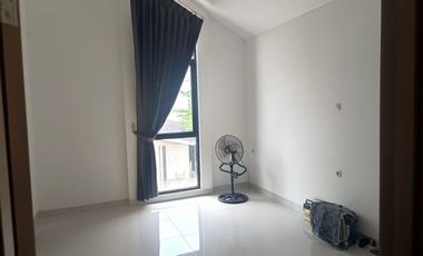 DIJUAL RUMAH SIAP HUNI KOMPLEK FLORISTA GARDEN KM 7 PALEMBANG