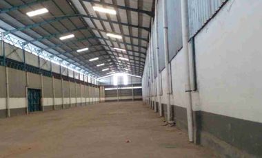 Disewa Gudang Luas 2850m akses Kontainer 40 feet di Narogong Bekasi