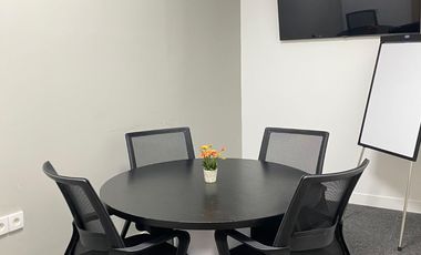 Rent Fully Furnished Office for 2 Pax at GKM Green Tower Simatupang