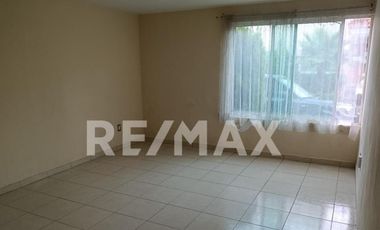 CASA EN VENTA RESIDENCIAL GIRONA METEPEC - EN FRACCIONAMIENTO