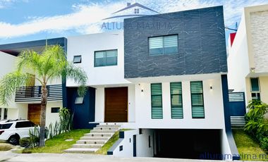 Casa de Lujo en Renta Villa Verona Zona Andares Zapopan