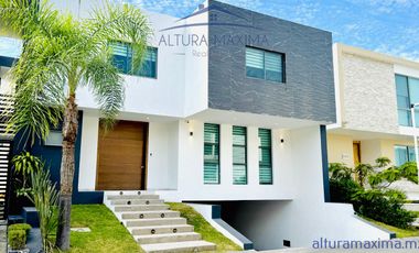 Casa de Lujo en Renta Villa Verona Zona Andares Zapopan