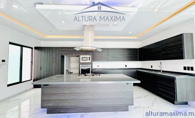 Casa de Lujo en Renta Villa Verona Zona Andares Zapopan