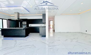 Casa de Lujo en Renta Villa Verona Zona Andares Zapopan