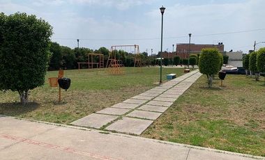 CASA EN RENTA CONJUNTO DALIAS, COACALCO