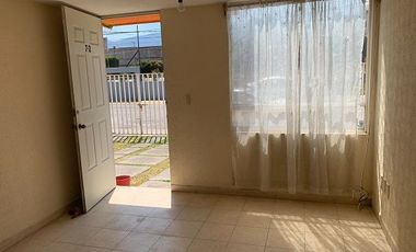 CASA EN RENTA CONJUNTO DALIAS, COACALCO